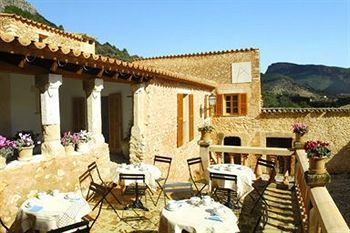 Alqueria Blanca Farm stay